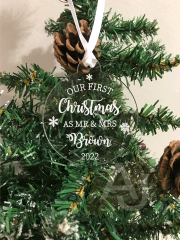 Personalised Mr & Mrs, Mr Mr, Mrs Mrs First Christmas Married Tree Bauble Decoration Wedding Gift